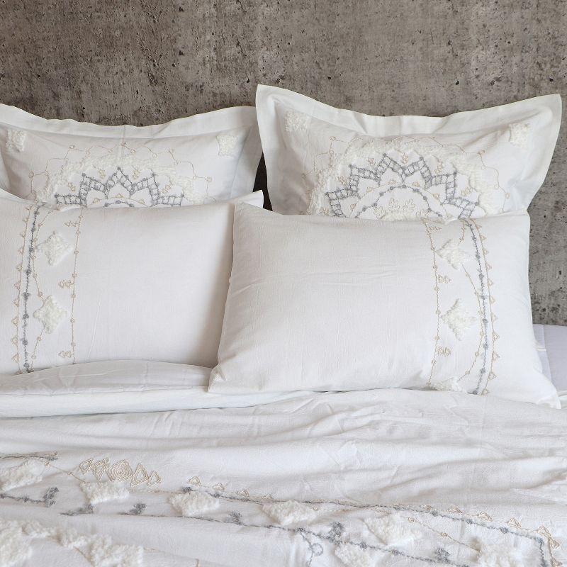 Levtex home AB Harleson Medallion Comforter Set