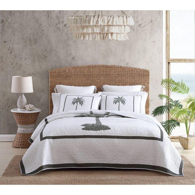 Palm Island King-Sized White Cotton Reversible Quilt Set