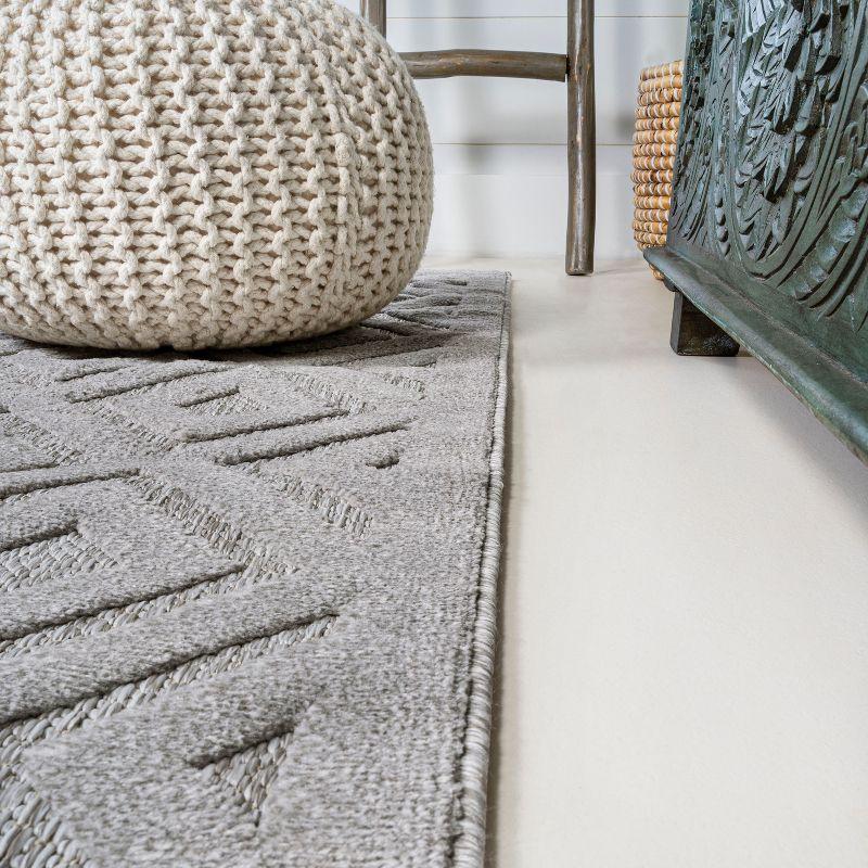 5' x 5' Portmany Neutral Diamond Trellis Indoor/Outdoor Area Rug, Light Gray - JONATHAN Y