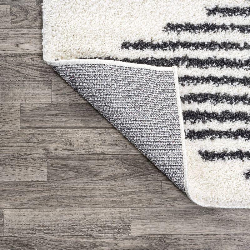 Elm Diamond Stripe Geometric Shag Indoor Area Rug - JONATHAN Y