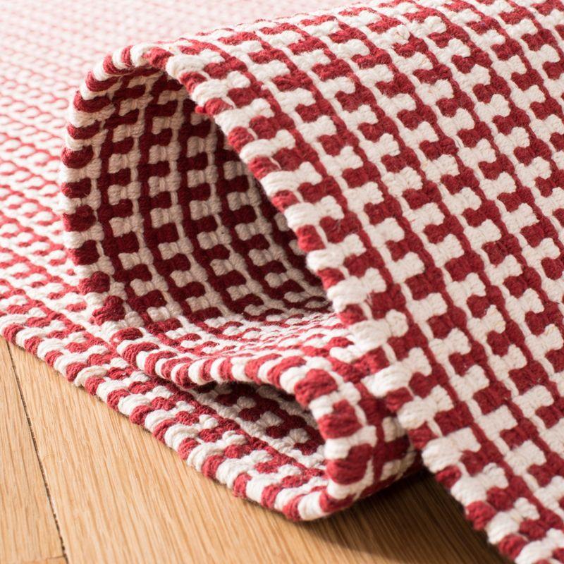 Montauk MTK340 Hand Woven Indoor Accent Rug - Ivory/Red - 4'x4' - Safavieh