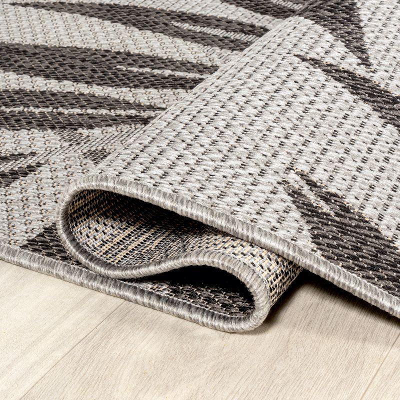 8' x 10' Havana Tropical Palm Leaf Indoor/Outdoor Area Rug, Gray/Black - JONATHAN Y