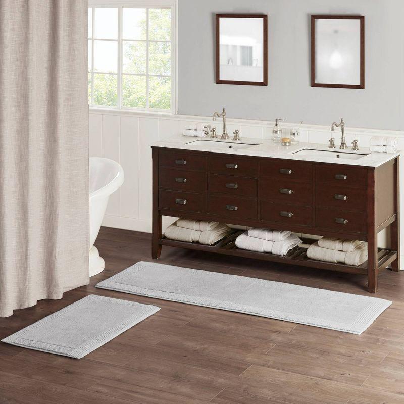 Splendor 1" Gray Cotton Tufted Reversible Bath Rug