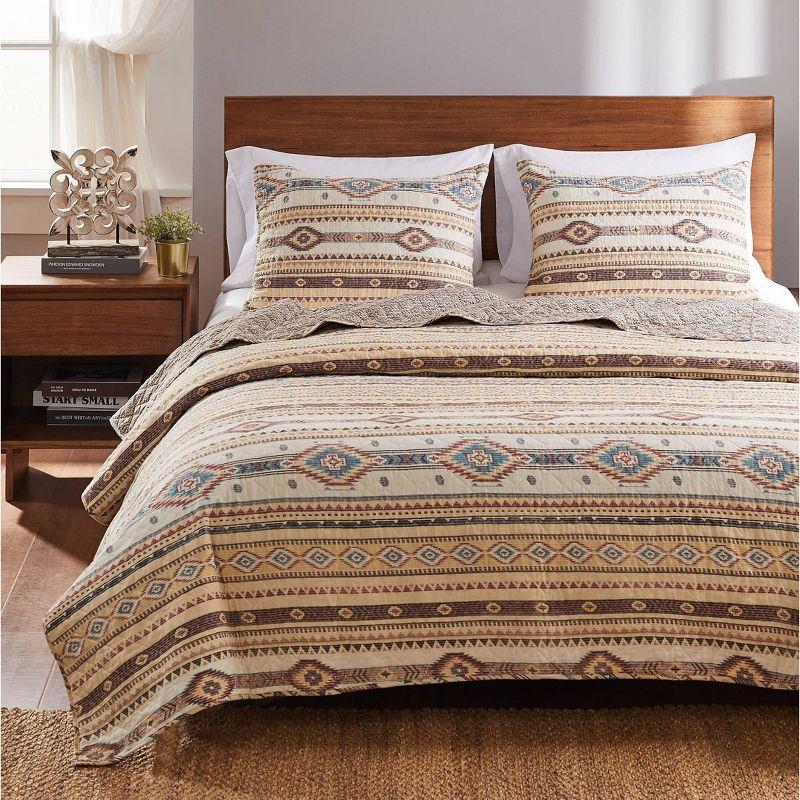 Greenland Home Fashions Phoenix Quilt & Sham Set