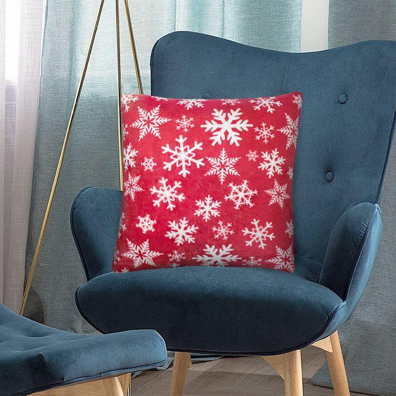 PAVILIA Set of 2 Throw Pillow Covers, Decorative Velvet Square Cushion Cases for Bed Sofa Couch Bedroom Living Room, Snowflake Red/18 x 18