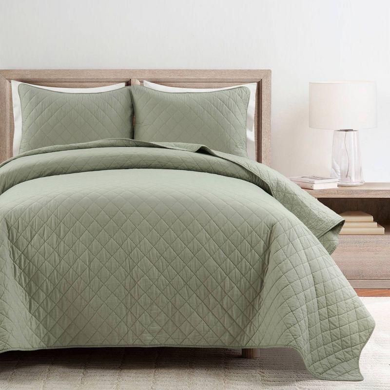 Ava Diamond Standard Cotton Modern & Contemporary Quilt Set