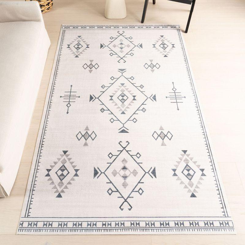 Nuloom Evalyn Southwestern Pet Friendly Machine Washable Area Rug, 3' x 5', Cream