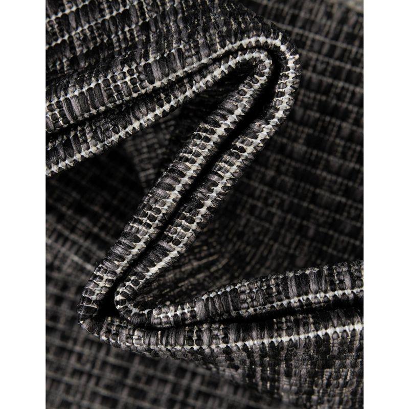 Unique Loom 8' 0 x 8' 0 Octagon Indoor/Outdoor Border Black Area Rug