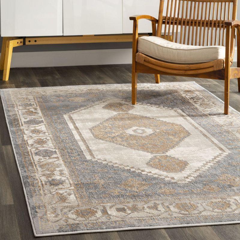 Nuloom Vintage Giada Indoor Area Rug