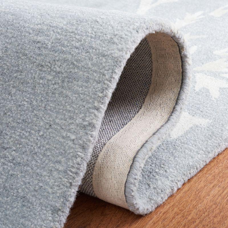 Bella BEL131 Hand Tufted Accent Rug - Light Blue/Ivory - 2'6"x4' - Safavieh.