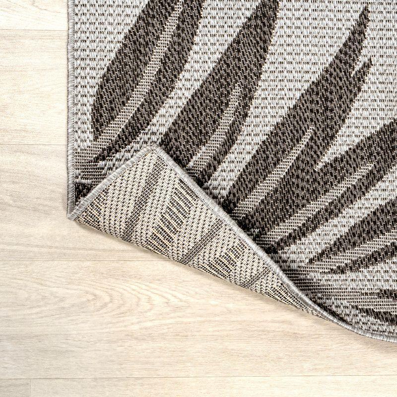 8' x 10' Havana Tropical Palm Leaf Indoor/Outdoor Area Rug, Gray/Black - JONATHAN Y