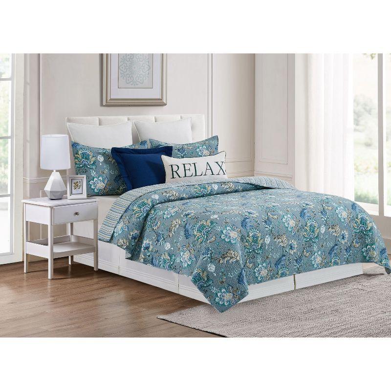 Full Blue Cotton Reversible Floral Quilt Set