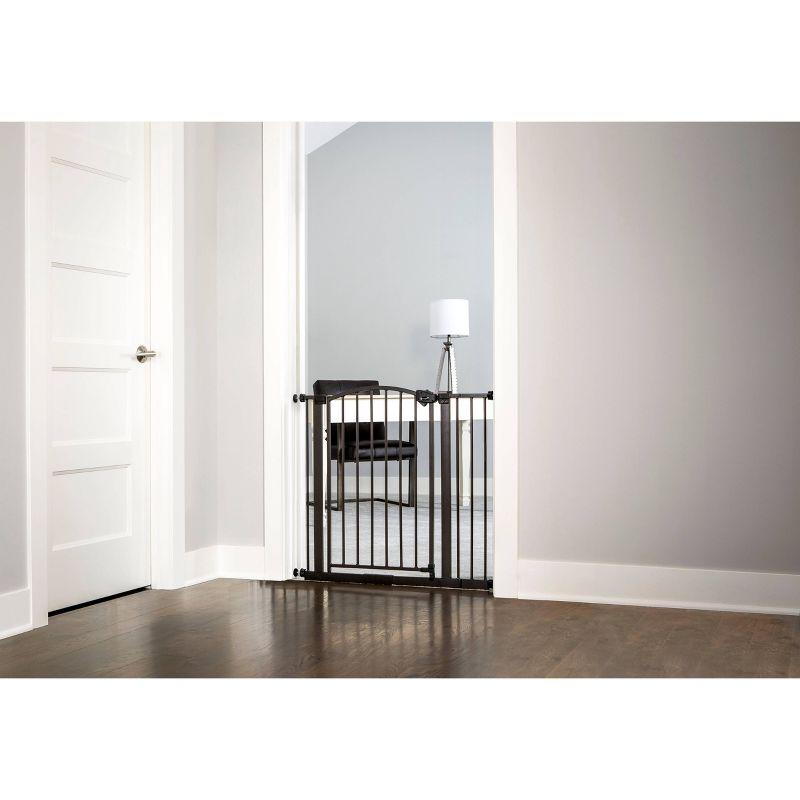 Regalo Bronze Arched Decor Safety Gate