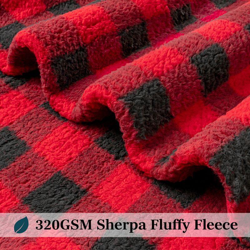 PAVILIA Plush Throw Blanket for Couch Bed, Faux Shearling Blanket and Throw for Sofa Home Decor