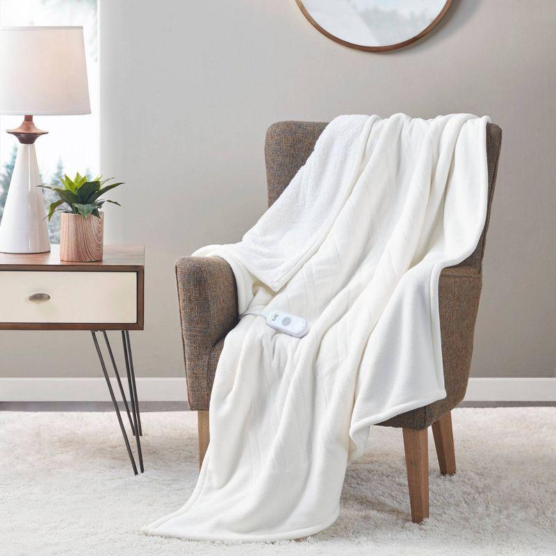 Cozy Ivory 50"x60" Fleece to Sherpa Electric Heated Throw