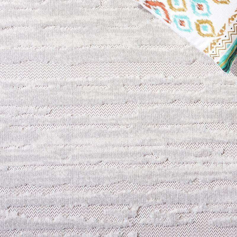 Cabana CBN506 Power Loomed Indoor/Outdoor Area Rug - Gray/Ivory - 6'7"x6'7" - Safavieh.
