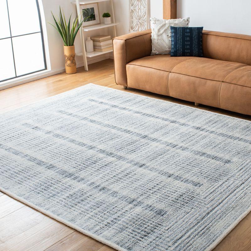 Metro MET991 Hand Tufted Indoor Area Rug - Light Grey/Ivory - 5'x8' - Safavieh
