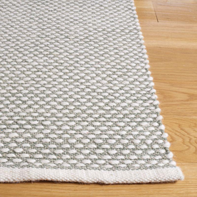 Vermont VRM650 Flat Weave Indoor Area Rug - Green - 5'x8' - Safavieh
