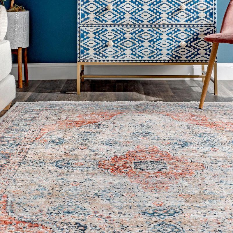 Nuloom Corinne Herati Medallion Indoor Area Rug