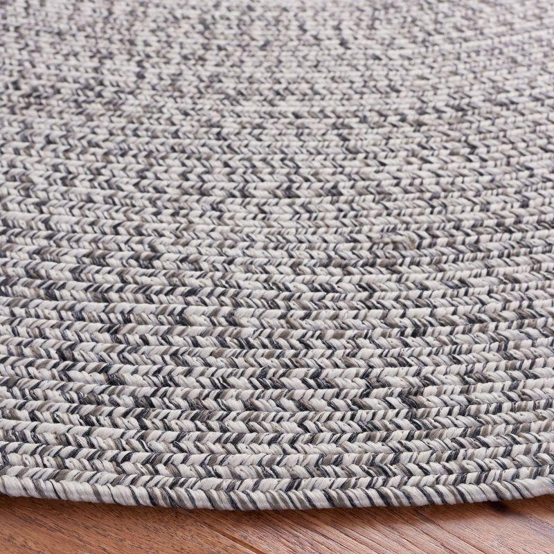 Braided BRA201 Machine Washable UV & Stain Resistant Non-Shedding Hand Woven Indoor/Outdoor Area Rug - Grey/Ivory - 6' Round - Safavieh