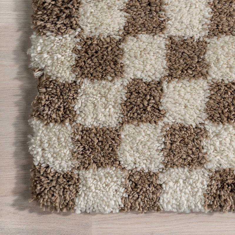 Nuloom Adelaide Checkered 10x13 Shag Indoor Area Rug for Living Room Bedroom Dining Room Nursery, Beige/Brown