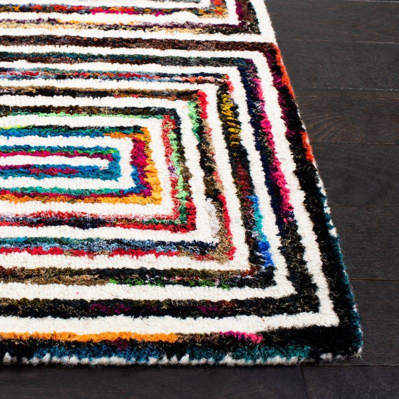 Ivory and Multicolor Hand-Tufted Wool Area Rug 2' x 3'