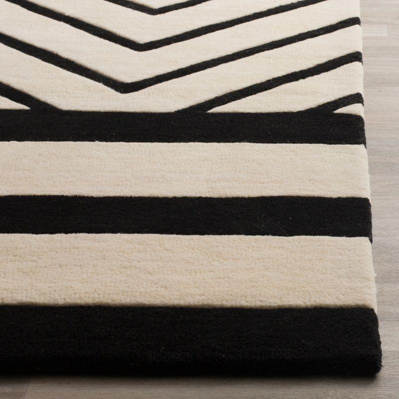 Fifth Avenue FTV122 Hand Tufted Area Rug - Ivory/Black - 5'x5' - Safavieh.