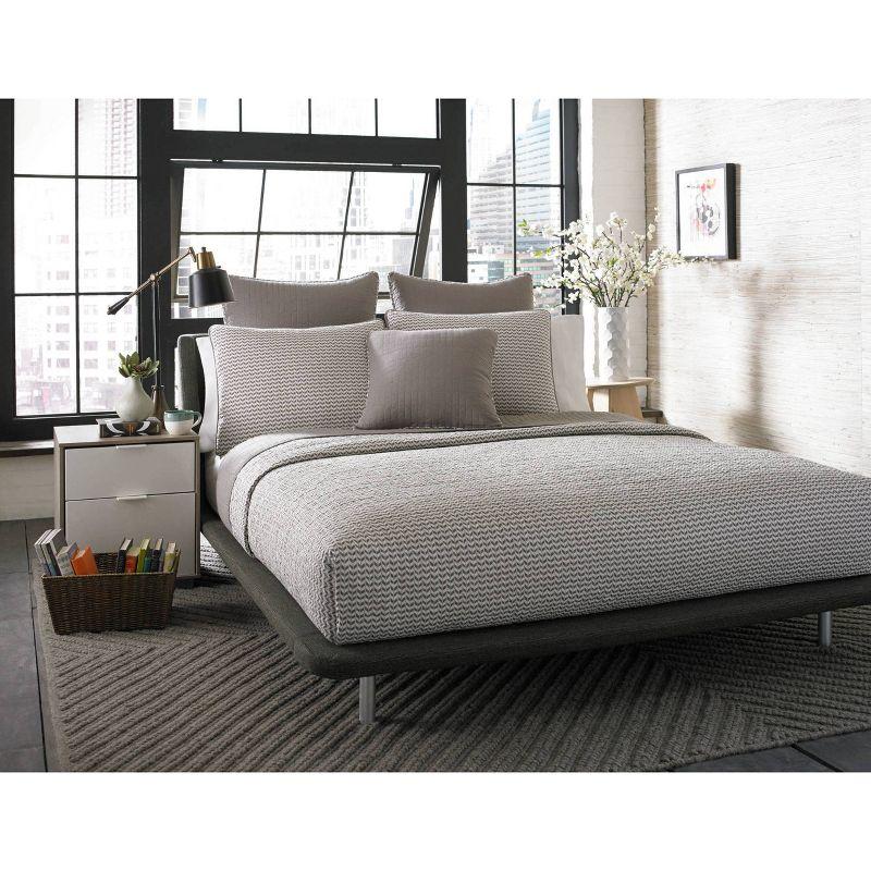 Leaves Standard Cotton Reversible Quilt Set