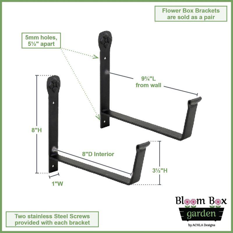 Medium Green Galvanized Steel Outdoor Planter with Wall Brackets