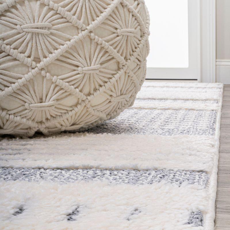 Kerstin Geometric High-Low Area Rug - JONATHAN Y