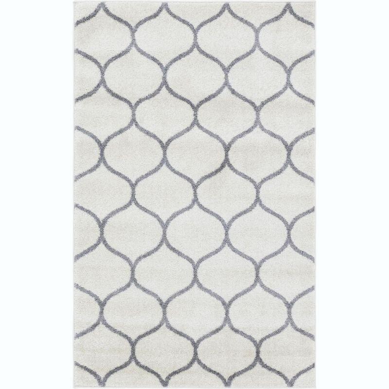 Unique Loom 3' 3 x 5' 3 Trellis Frieze Rounded Ivory Area Rug