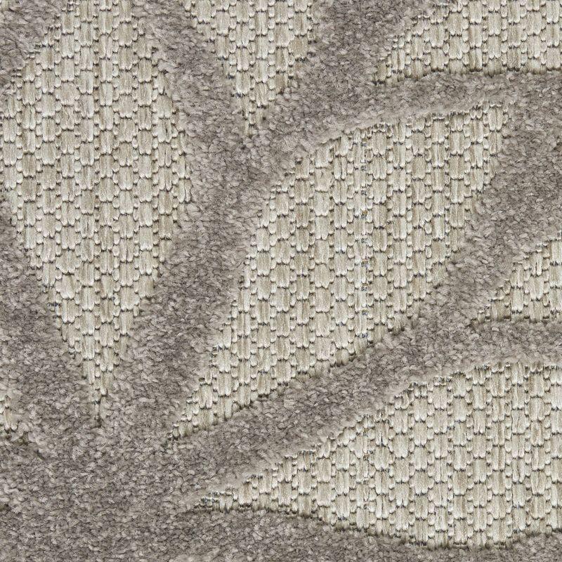 Nourison Aloha Floral Bloom Flatweave High-Low Indoor Outdoor Area Rug Silver Grey 5'3" x 7'5"