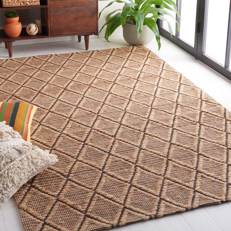 Natural Fiber Geometric Patterned 8' x 10' Wool Area Rug