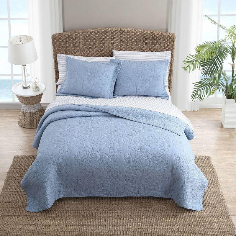 Costa Sera Full/Queen Reversible Cotton Quilt Set in Blue