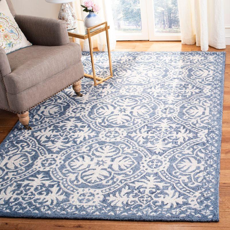 Micro-Loop MLP606 Hand Tufted Area Rug - Blue/Ivory - 4'x6' - Safavieh.