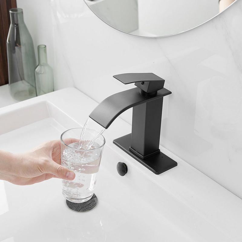 Single-Hole Single-handle Bathroom Faucet