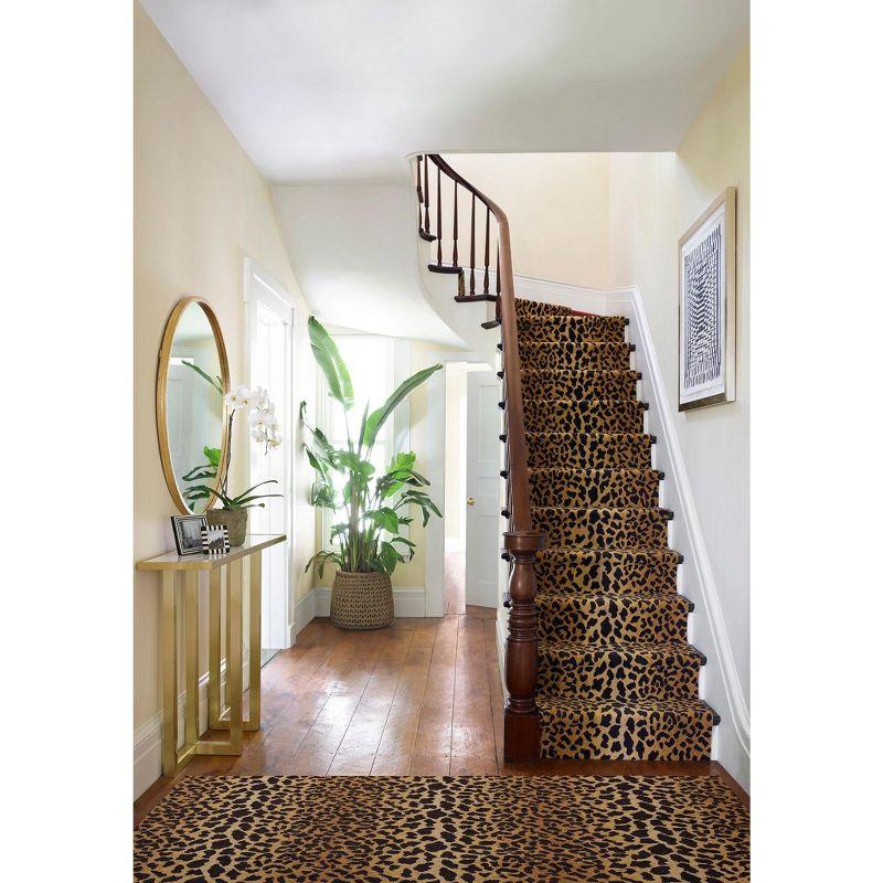 Leopard Hand Micro Hooked Wool Rug