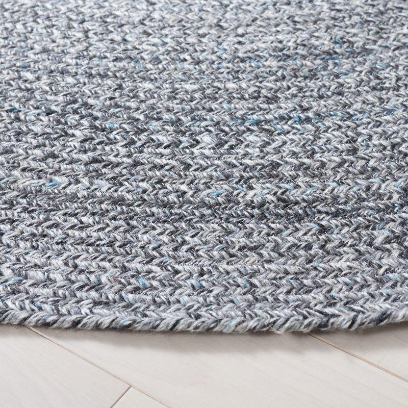 Braided BRD804 Hand Woven Area Rug - Dark Gray/Light Blue - 5' round - Safavieh.