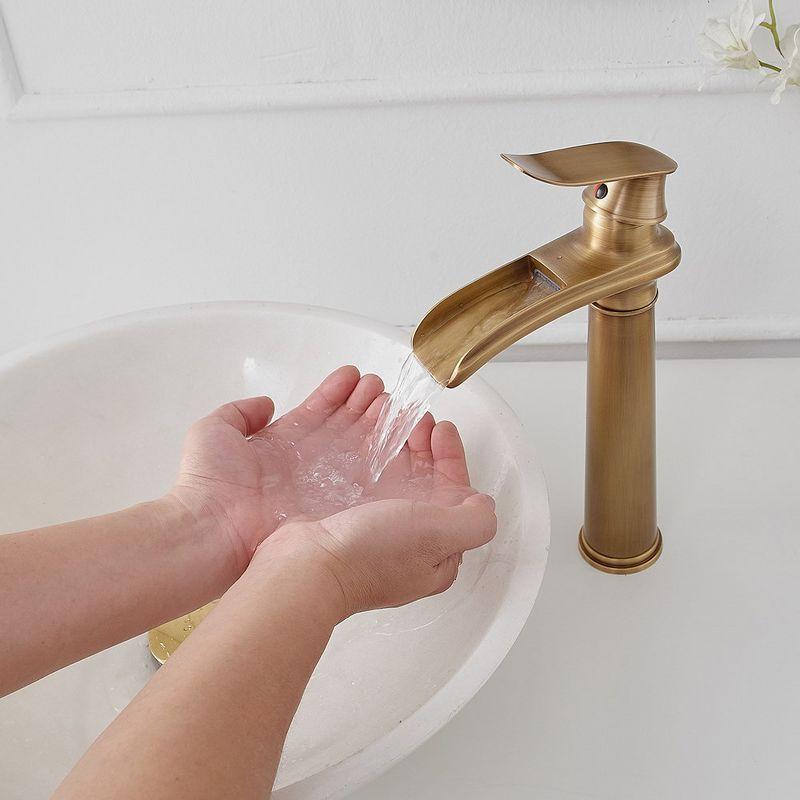 Vessel Sink Faucet Single-handle Bathroom Faucet with Drain Assembly