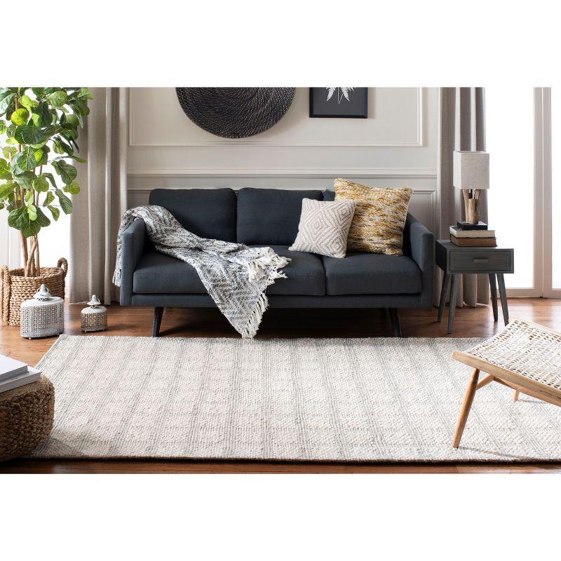 Marbella MRB525 Hand Loomed Area Rug - Beige - 4'x6' - Safavieh.