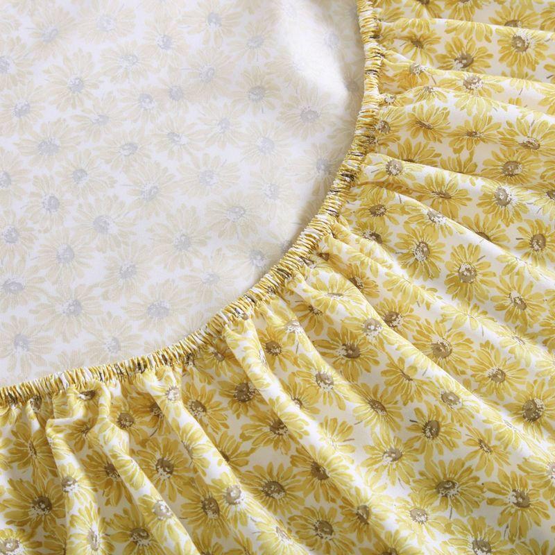 Betsey Johnson Sunflower Field Yellow Full Sheet Set