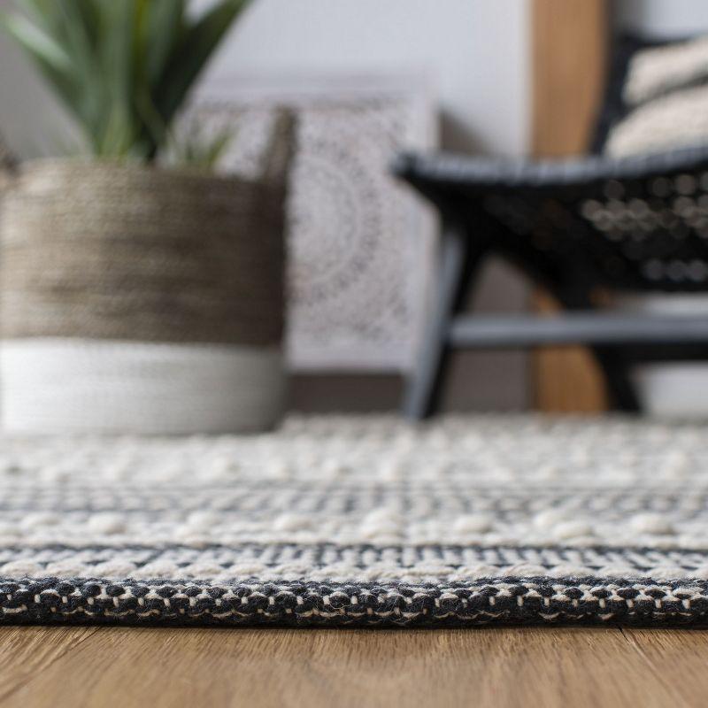 Striped Kilim STK516 Hand Woven Accent Rug - Black/Ivory - 2'3"x5' - Safavieh.