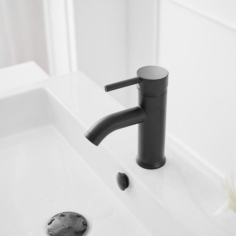 Single-Hole Single-handle Bathroom Faucet with Drain Assembly