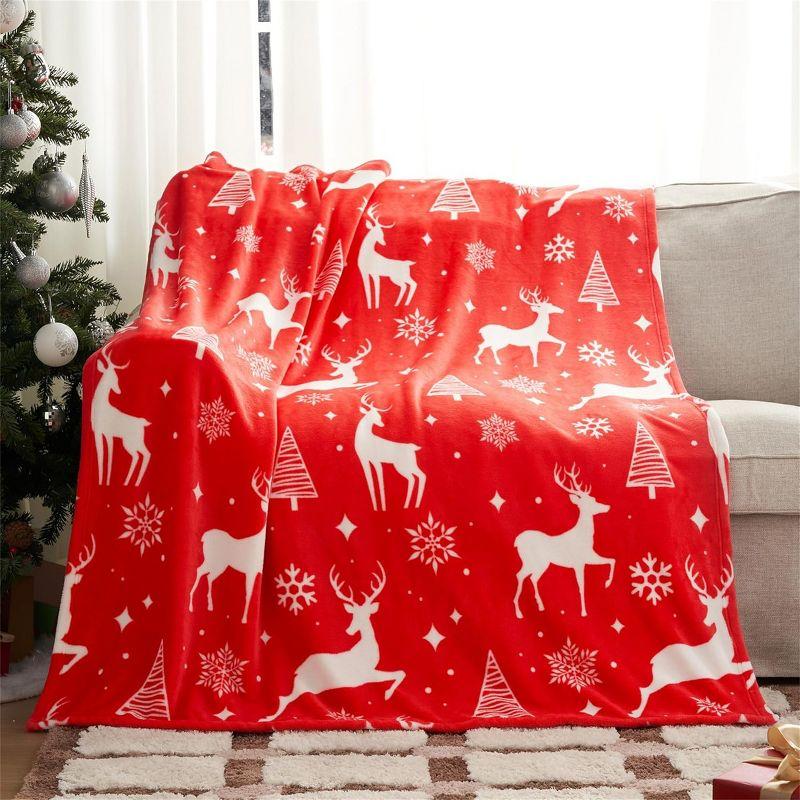 JOYFY 50x60’’ Christmas Throw Blanket, Soft Fleece Reindeer Blanket, Warm Plush Christmas Decoration, Winter Cozy Holiday Cabin Throw for Sofa Couch