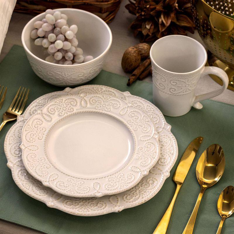 Luna White Porcelain Scalloped 16-Piece Dinnerware Set