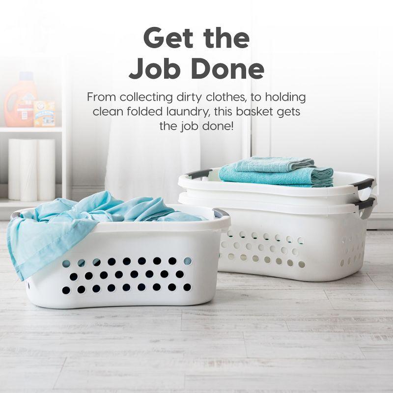 IRIS USA Laundry Basket 50L Large Plastic Hip Hold Hamper with Built-In Comfort Carry Handles, 3-Pack, 1.5 Bushel Hamper, Closet Laundry Room, White