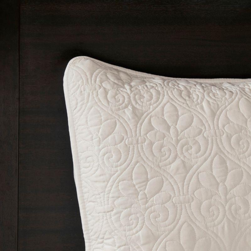 Quebec Reversible Bedspread Set