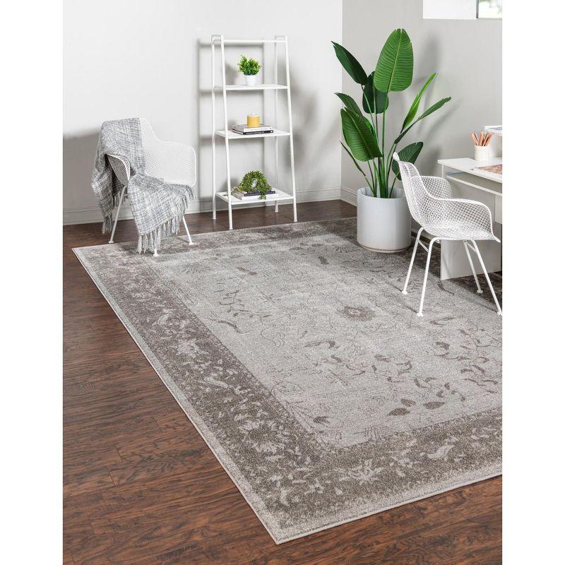 Unique Loom 5' 3 x 8' 0 Light Gray La Jolla Floral Area Rug