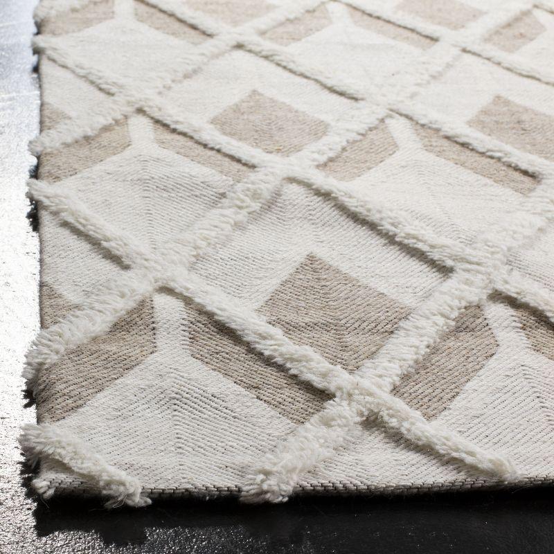 Marbella MRB602 Handmade Indoor Runner - Beige/Ivory - 2'3"x8' - Safavieh