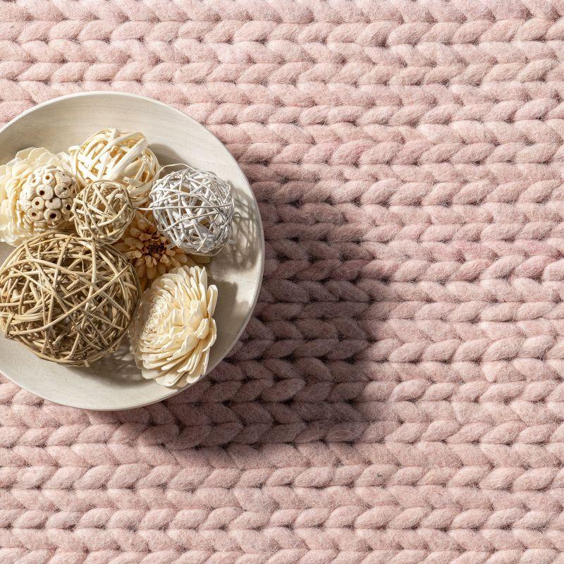 Nuloom 4x6 Penelope Wool Braided Handmade Indoor Area Rug, Pink, Solid Rustic Farmhouse Style, For Bedroom, Living Room, Hallway, Entryway